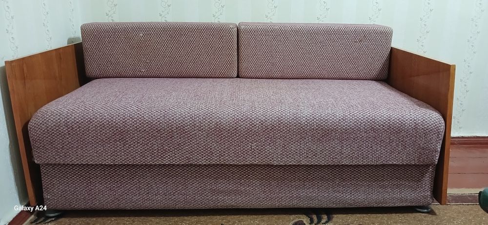 Диван для дітей м'який