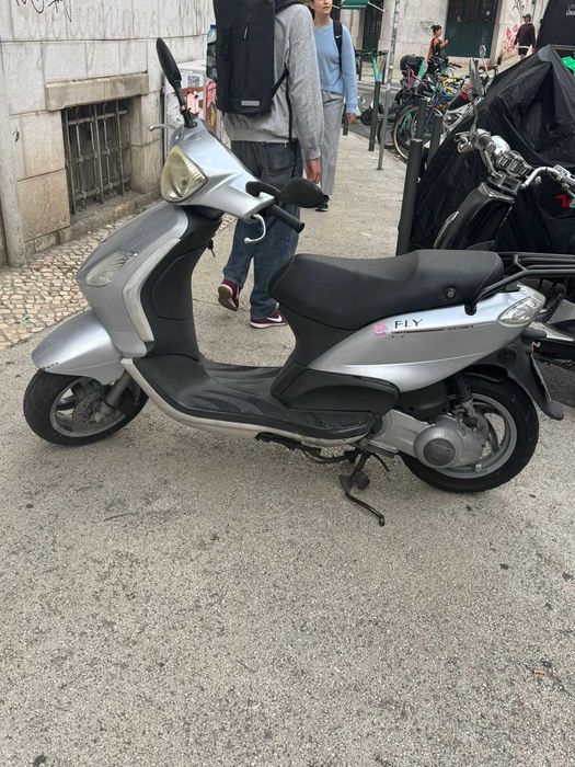 Scooter, 125cc Piaggio