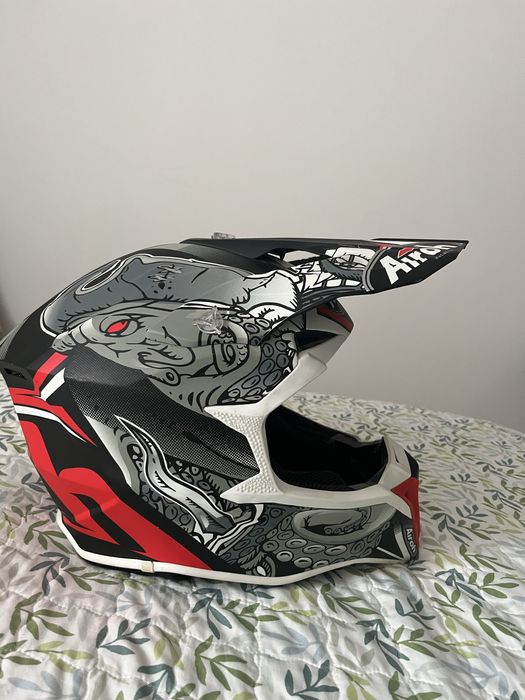 Capacete Airoh Motocross/Enduro (Tam. S)