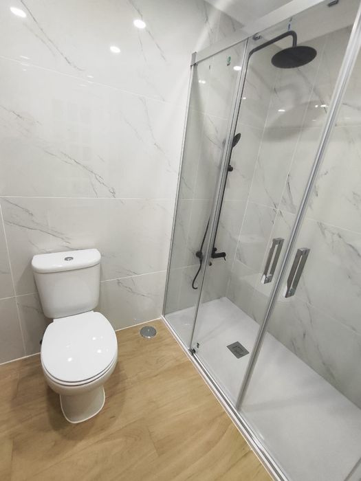 Apartamento T2 a estrear Almada Laranjeiro