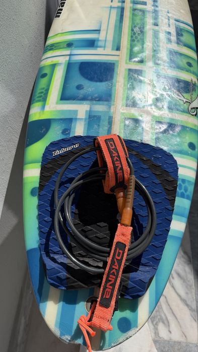 Prancha e Fato de Surf