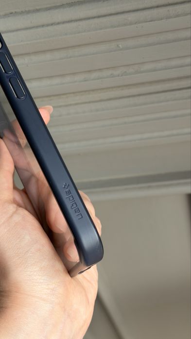 Чохол Spigen iPhone 14 Pro