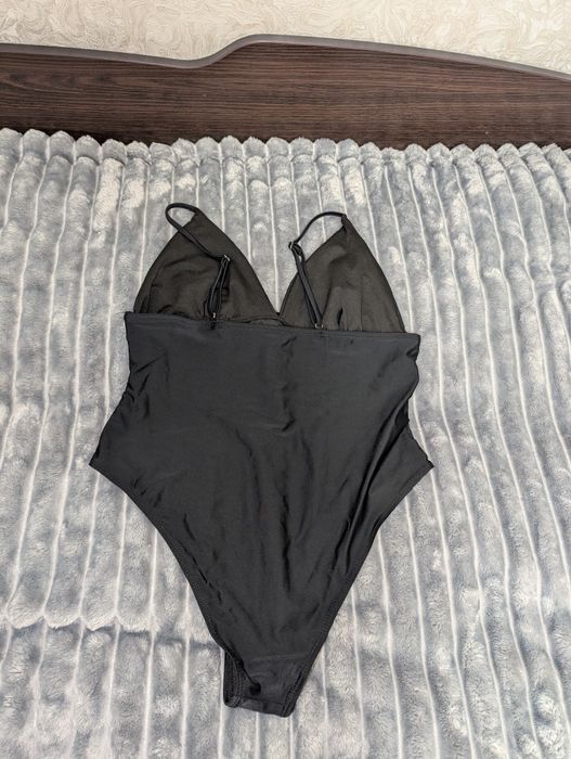 Купальник можна для вагітних або у кого є животик розмір Xl