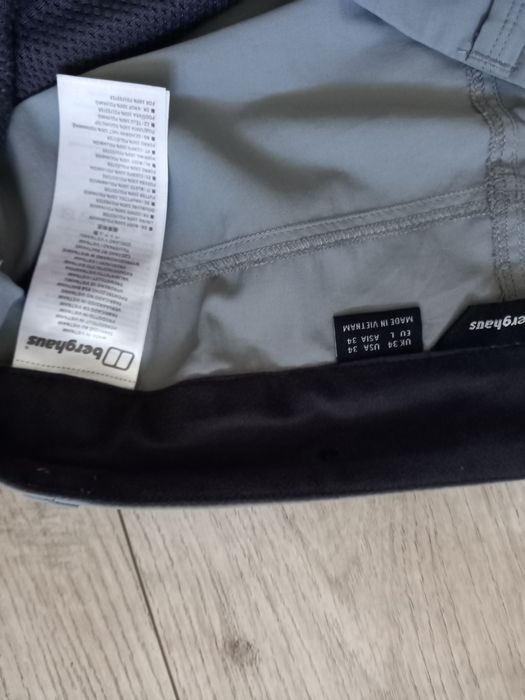 Продам шорты Berghaus