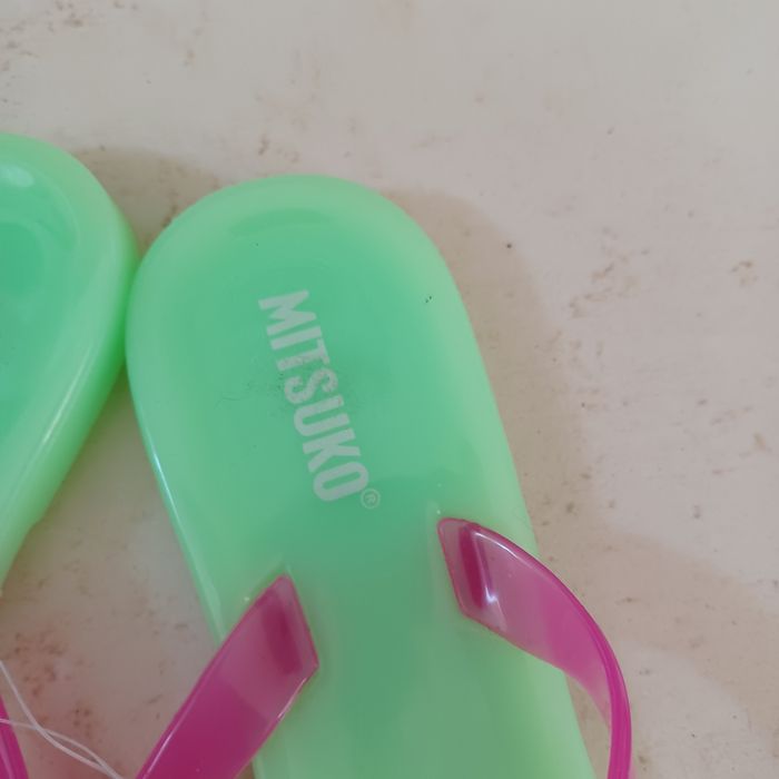 Klapki firmy Mitsuko neonowe nowe 40