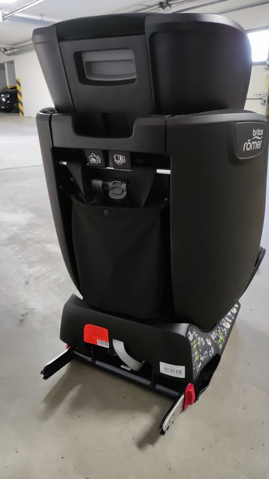 Fotelik Britax Romer ADVANSAFIX IV M  9-36 kg 9 miesięcy - 12 lat