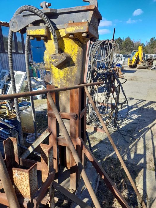 Sprzedam 2 młoty Atlas Copco do koparki Volvo + groty