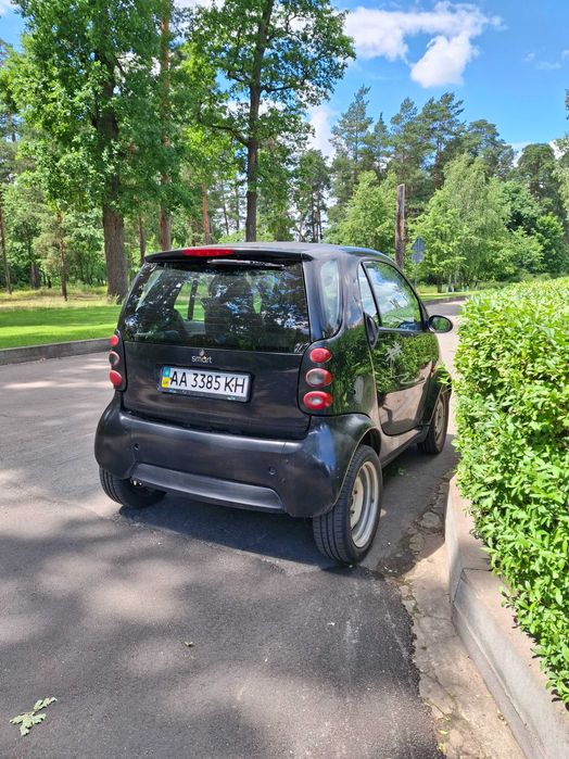 Машина smart fortwo 2003