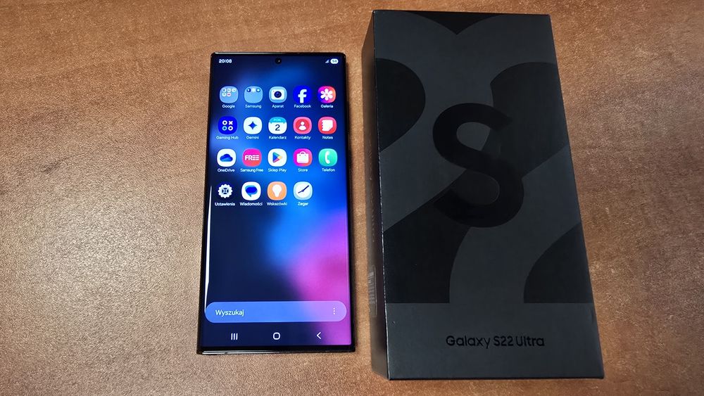 Samsung Galaxy S22 Ultra 5G Dual Sim 128GB/8GB RAM czarny, stan bdb