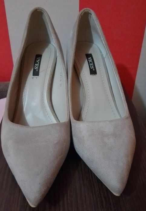 Жіночі туфлів...