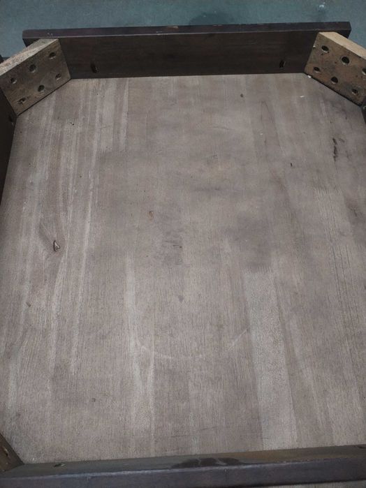Mesa Rustica Para Varias Aplicações