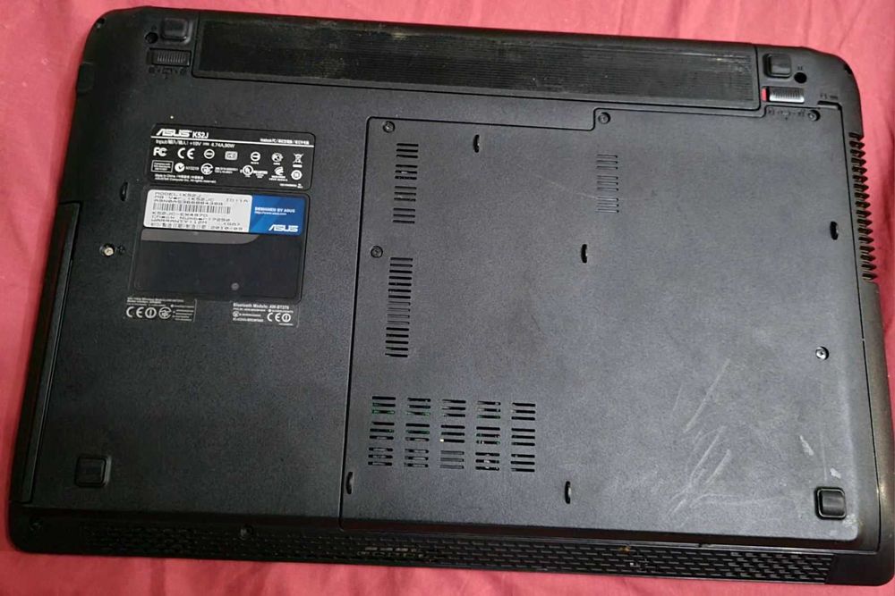 Ноутбук ASUS k52j