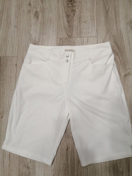 Жіночі шорти Adidas розмір S