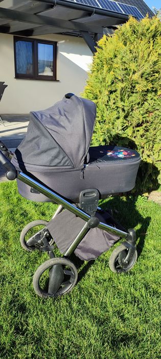 Wózek 2 w 1 czarny gondola spacerówka Invictus V-plus