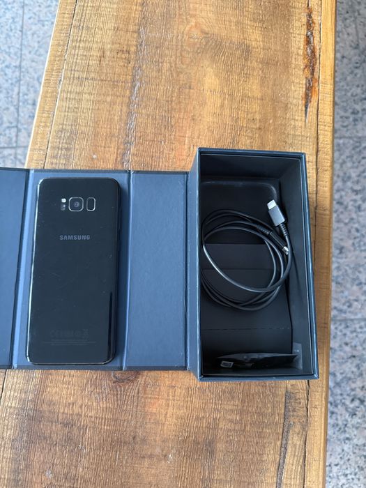 Samsung S8+ ( com cabo e caixa)