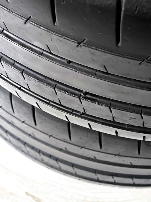 Pneus Michelin Pilot Super Sport - 255/35/19 - Como NOVOS