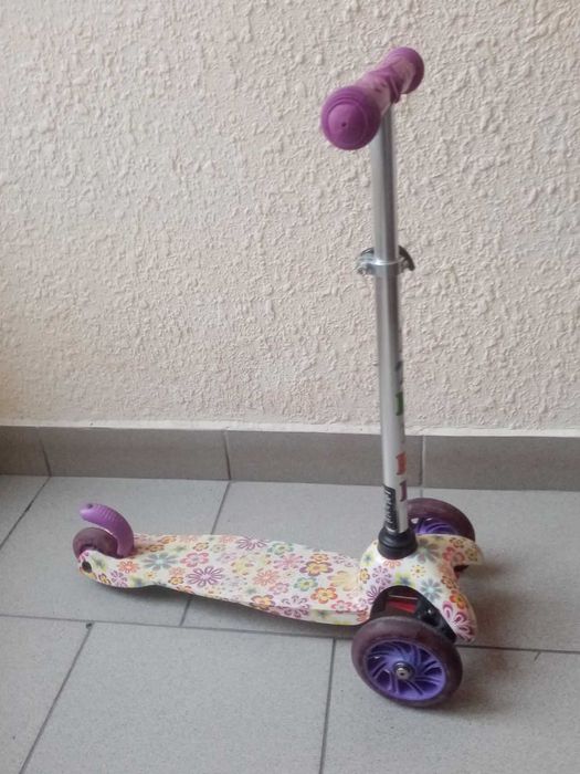 Дитячий самокат 3-колісний Best Scooter