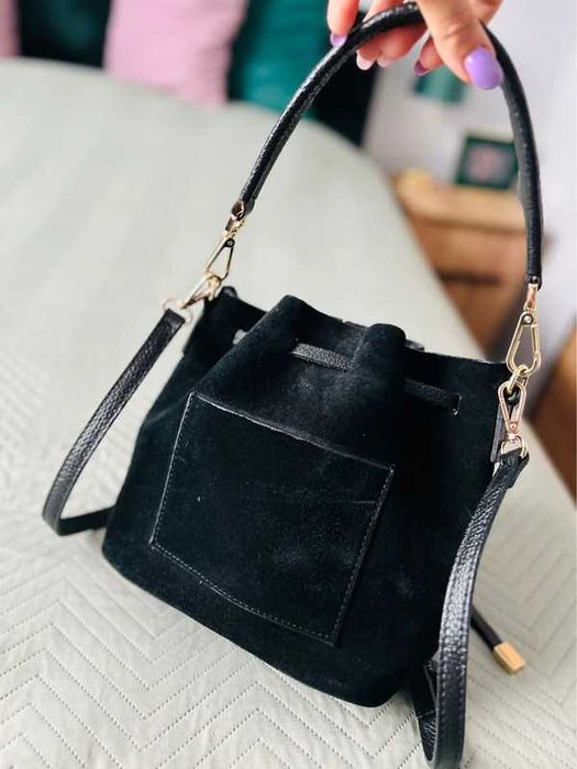 Worek skórzana czarna złota ćwieki torebka naturalna zamszowa