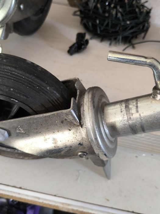 Rodas de andaime com travão