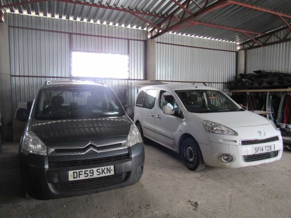 РАЗБОРКА Citroen Berlingo B9 Сітроен Берлінго Сидіння Двері Скло Ручка