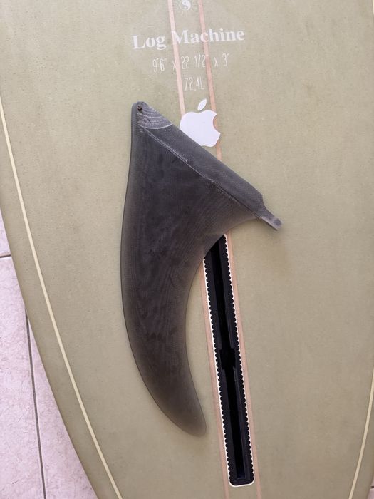 Longboard Log Machine 9’6” — 72,4L — Estado impecável