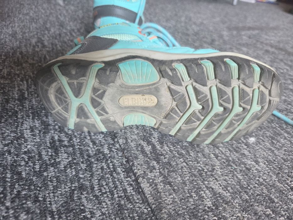 Buty elbrus 31 trekingowe za kostke