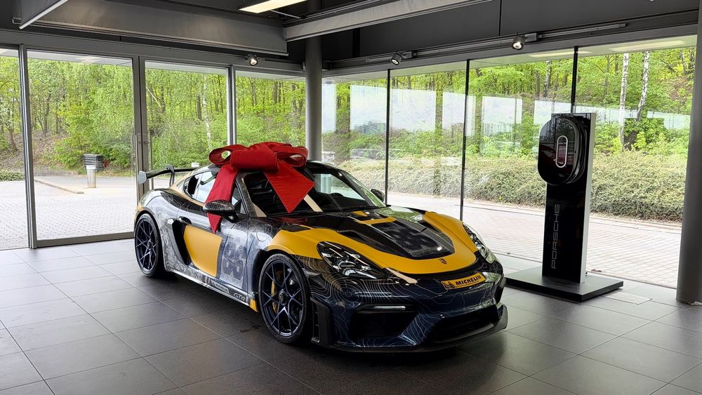 Porsche 718 Cayman