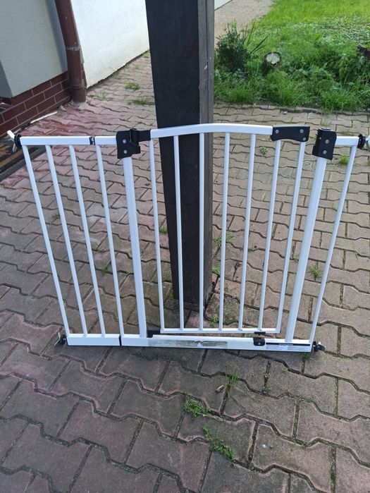 Bramka zabezpieczająca, dla dzieci.