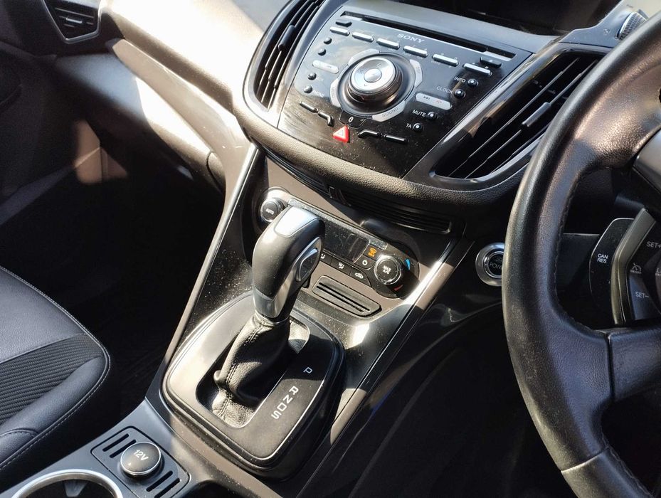 Сидения салон Ford Kuga Escape 2013 потолок