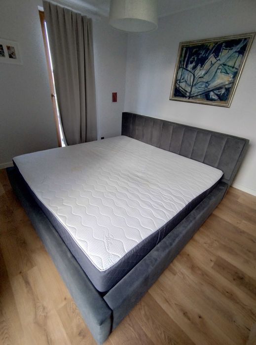 Łóżko 200x200 + materac