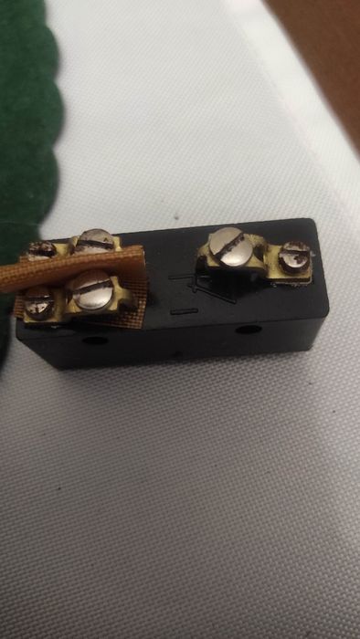 Микропереключатель МП2101Л УХЛ3 660V -440 V ~16А