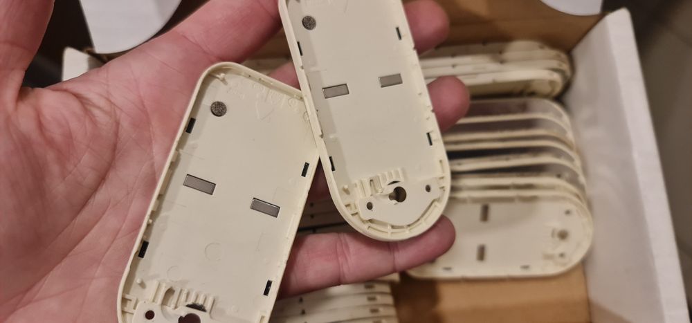 Bardzo dużo oryginalnych obudów Nokia 7373