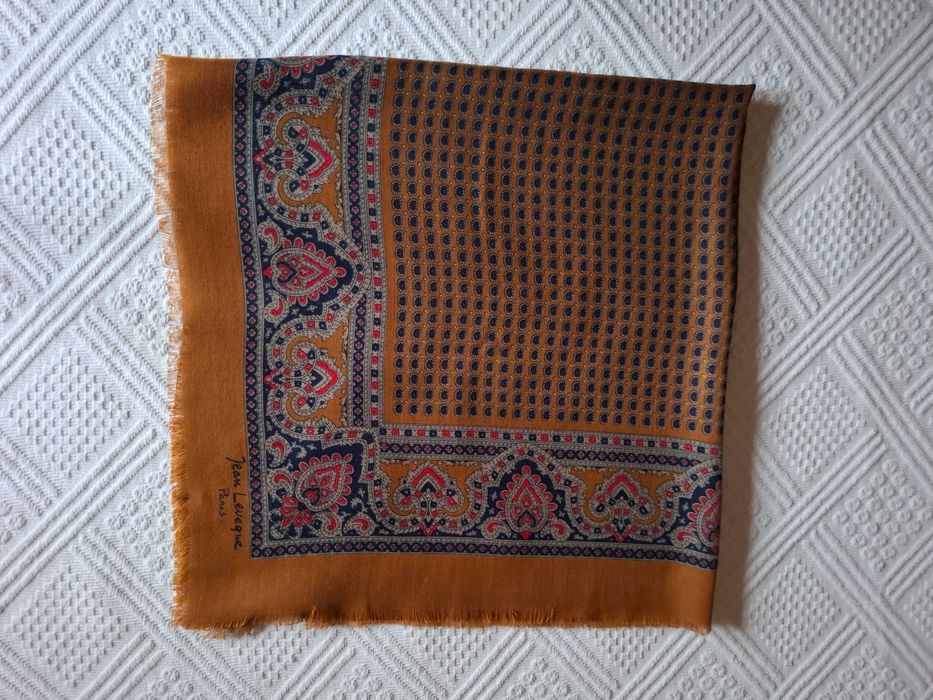 Lenços de Pescoço Quadrados ( Dois )