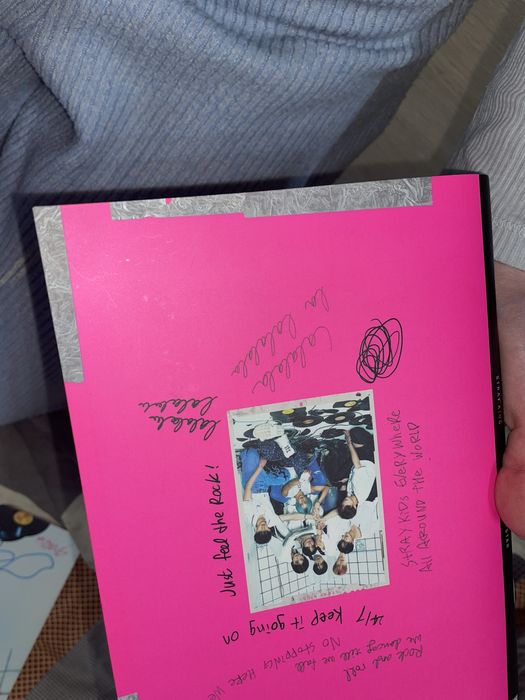 оригінальний альбом stray kids + подарунок