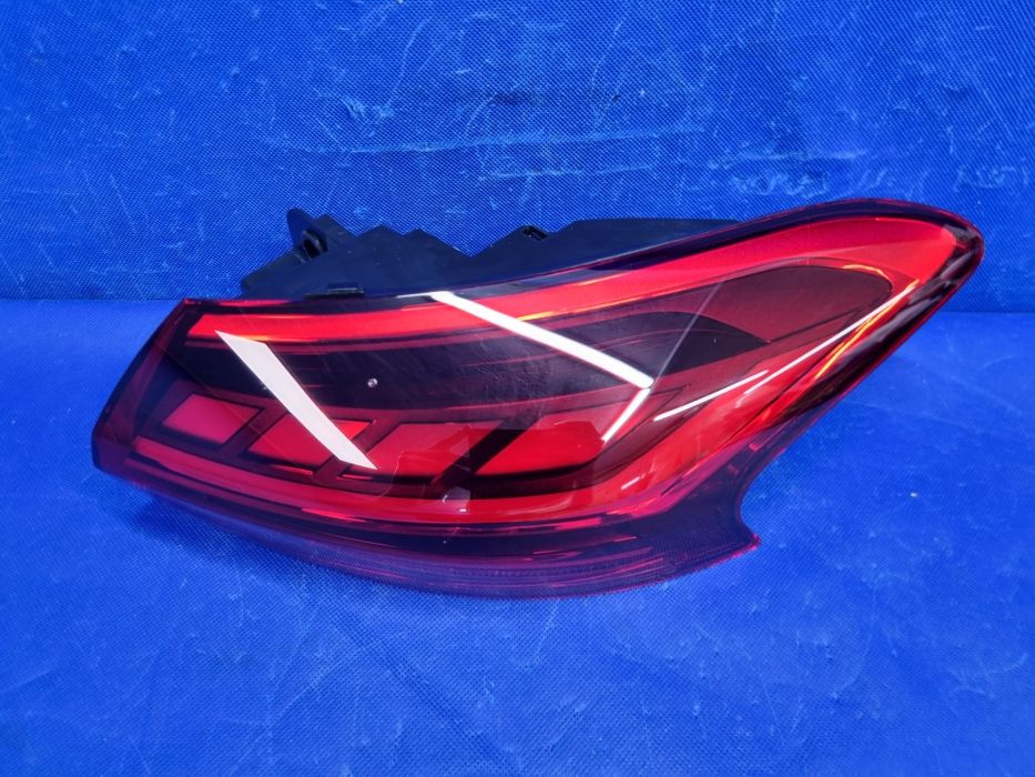 PRAWA tylna Lampa AUDI A6 85E E-tron prawa KOMPLETNA LED Nowa Oryginał | 85E945092A |