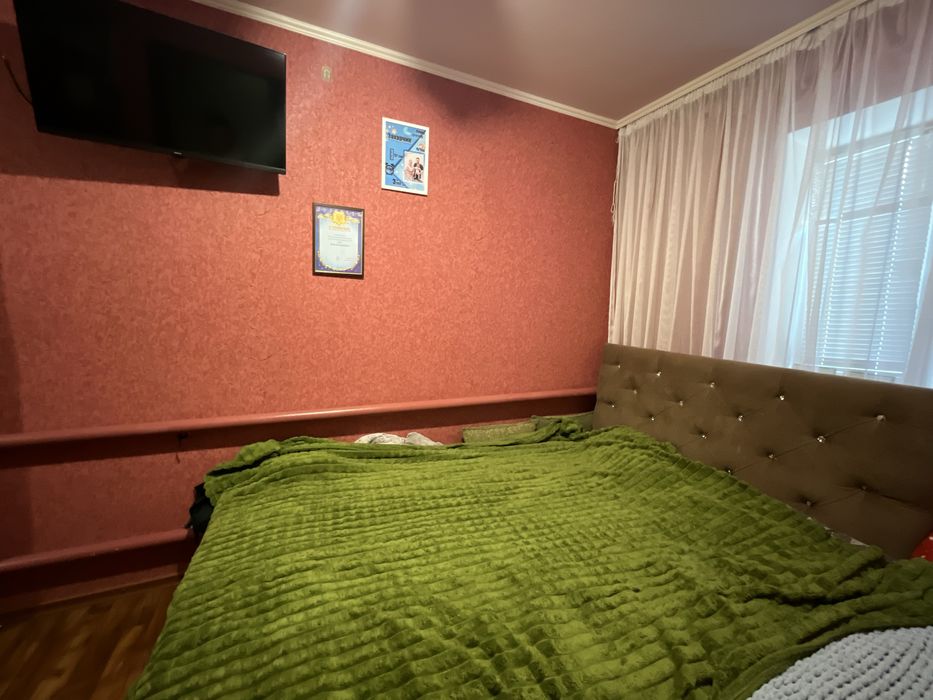 Продам гарний будинок у  с. Новоселиця зі своїм бізнесом