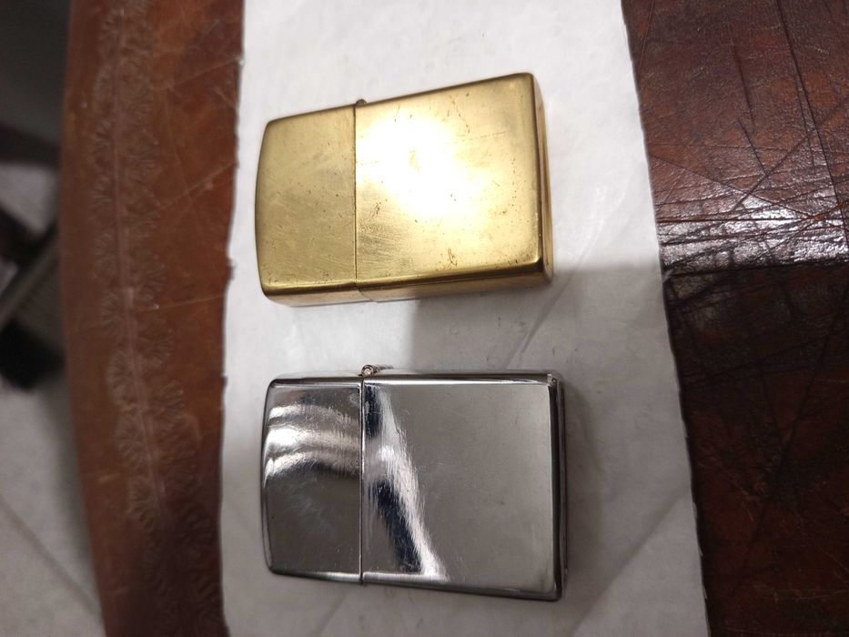 Conjunto de 2 Isqueiros estilo Zippo