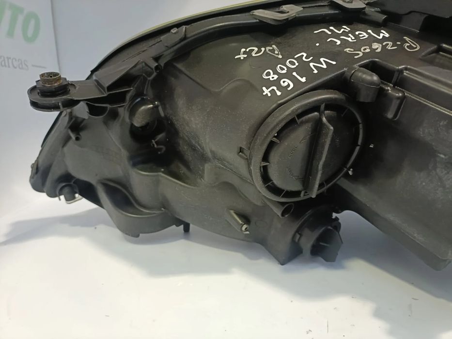 Ótica / farol direita MERCEDES-BENZ Classe M (W164)