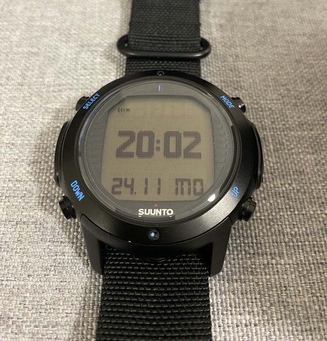 Komputer nurkowy Suunto D6i nie nurkowany