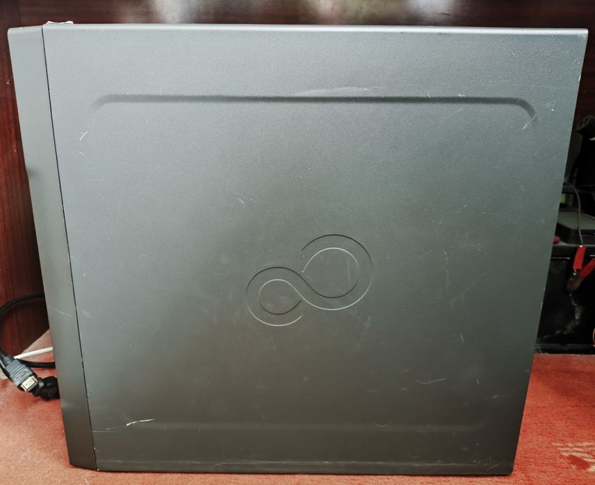 Продам комп'ютер (системний блок) Fujitsu Esprimo P710