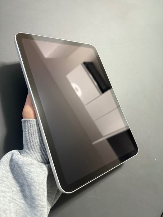 Sprzedam tablet Ipad 10 generacji