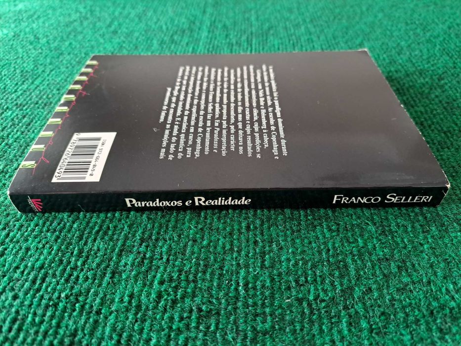 Ensaios sobre os Fundamentos da Microfísica - Franco Selleri