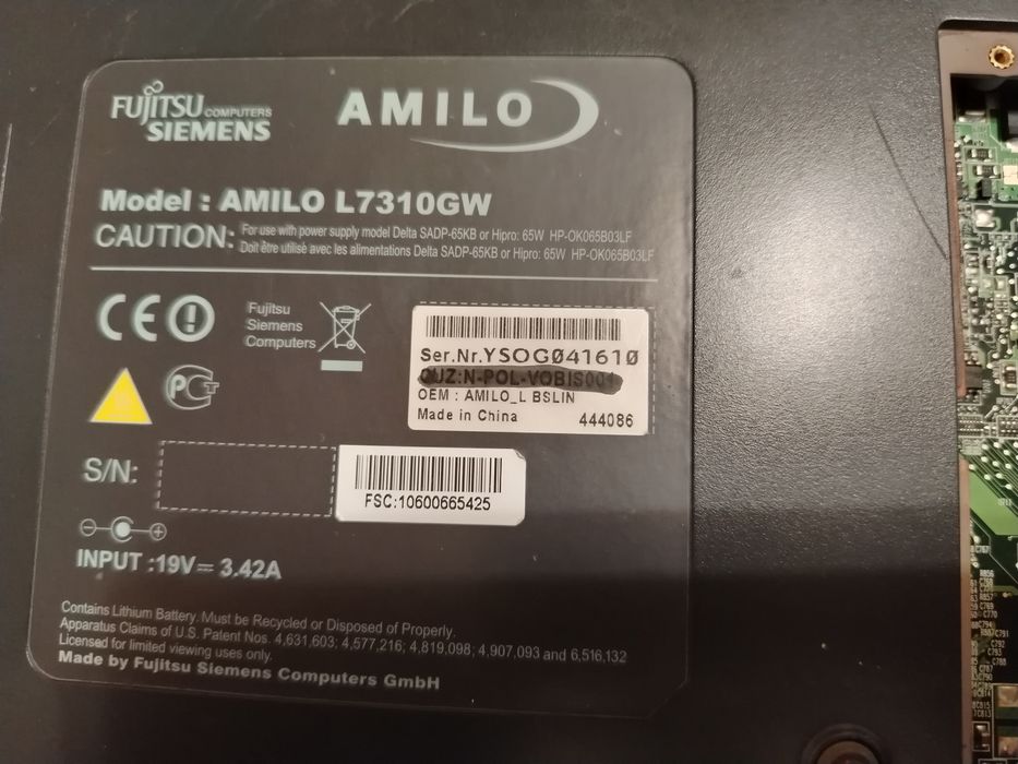Laptop Fujitsu Siemens na części