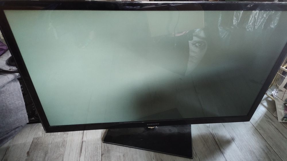 Sprzedam telewizor 59 cali