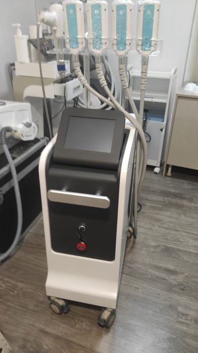 MÁQUINAS ESTÉTICA avançada e marquesa portátil