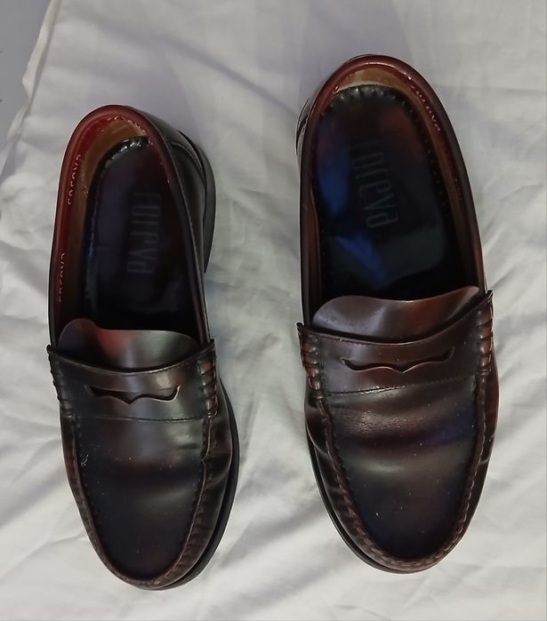 Sapato em Pele marca Foreva  de  Homem numero 40