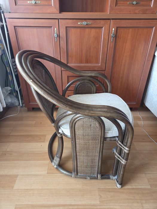 Fotel z rattanu naturalnego