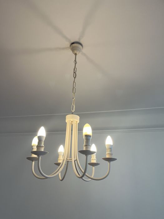 Candeeiro de teto de ferro branco