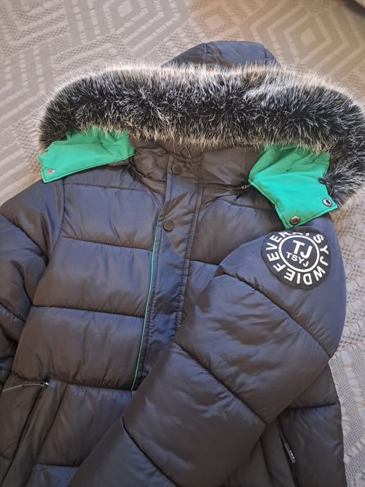 Продам зимнюю курточку на мальчика