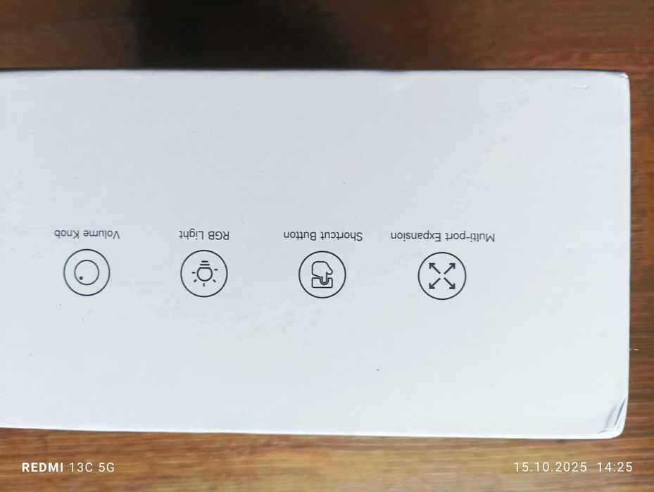Hagibis  USB C Hub z przyciskami skrótów Stacja dokująca typu C